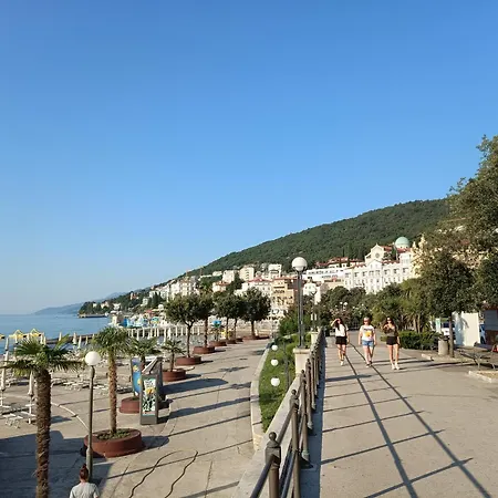 Dora Slatina * Abbazia